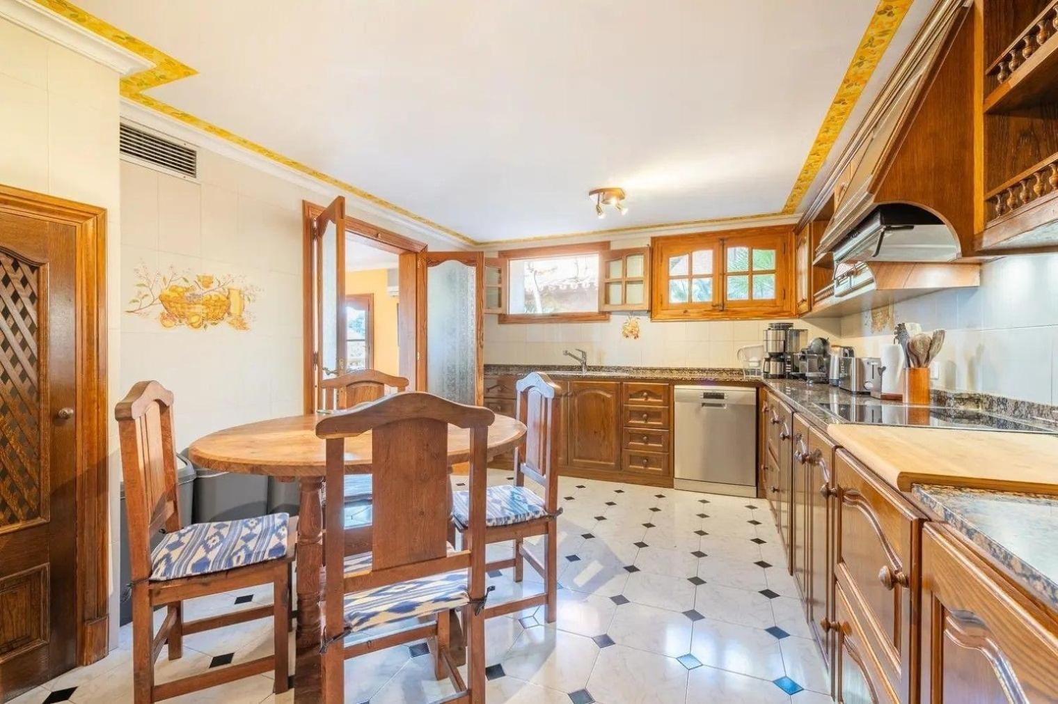 Holiday home Hervorragende Auf Einem Huegel Mit 360-grad-blick Ueber Zwei Buchten